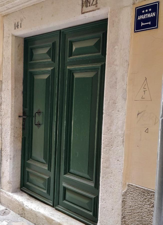 Apartman Mina Apartment Sibenik Luaran gambar